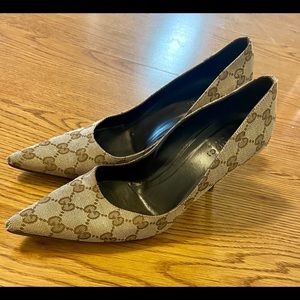 Gucci heels size 7 1/2